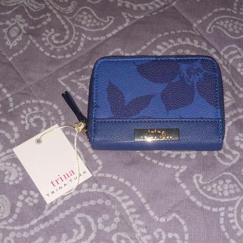 New TRINA by TRINA TURK Card Holder Wallet Navy Blue Giftable